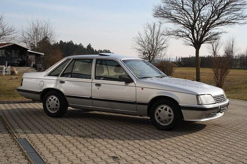 Gebraucht Opel Senator 86 PS (63 kW) 1985 Silber Limousine