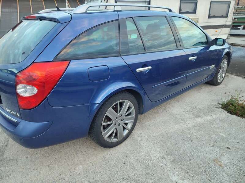 Blau Gebraucht 2008 Renault Laguna GrandTour Dynamique Kombi | 2.500 € (Fairer Preis) - Bild 1/3