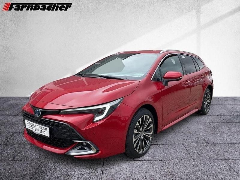 Gebraucht Toyota Corolla Team 140 PS (102 kW) 2024 Rot Kombi