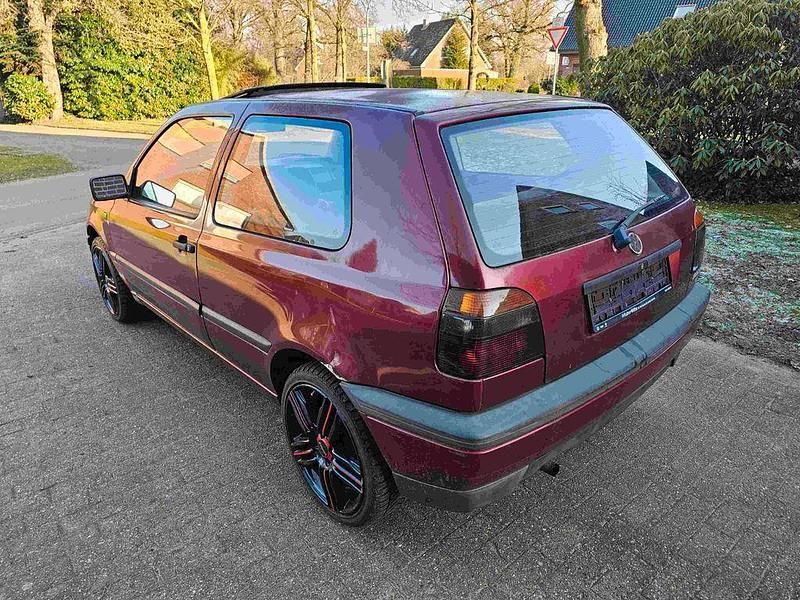 Gebraucht VW Golf III 75 PS (55 kW) 1994 Rot Limousine
