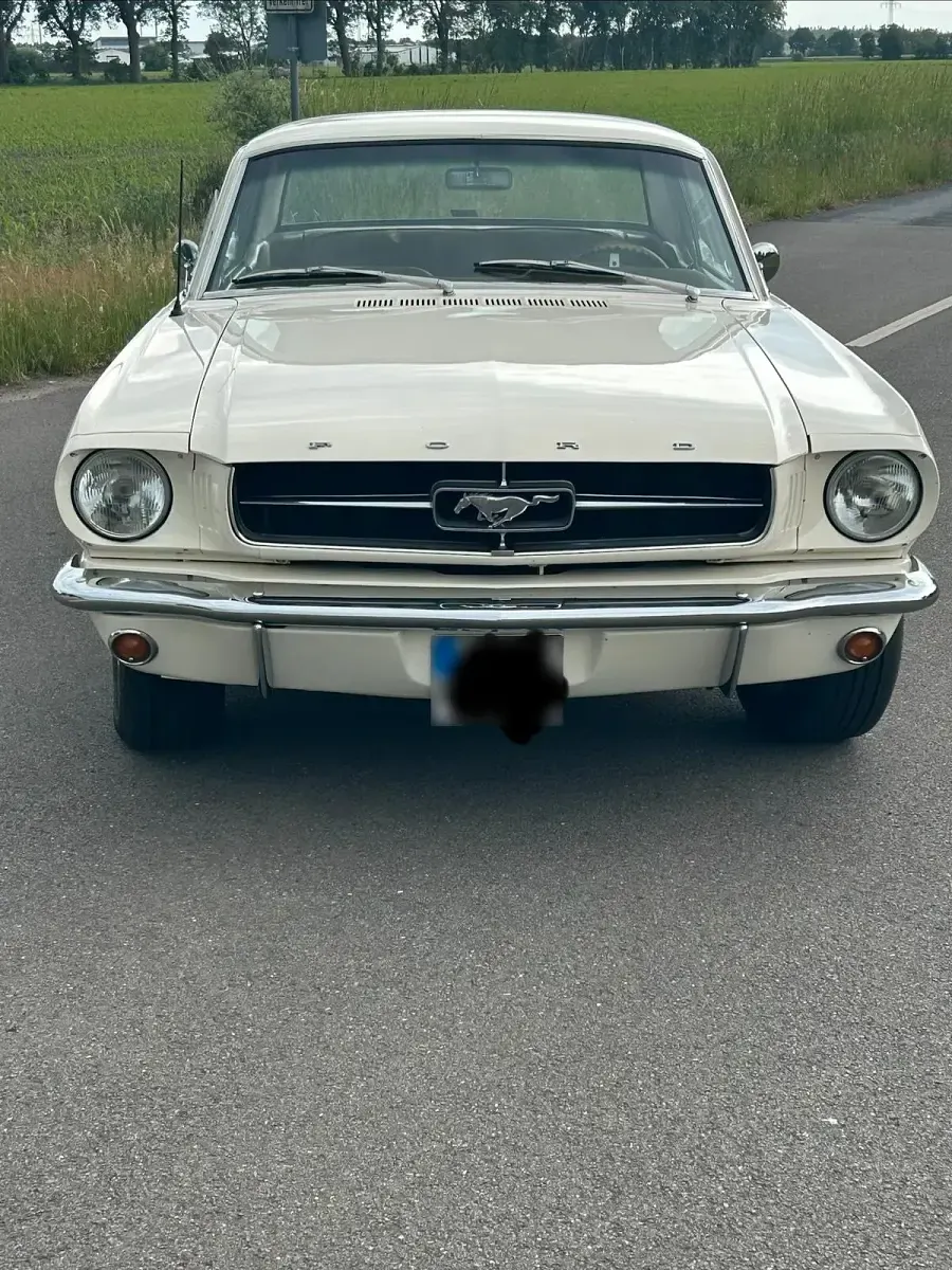 Gebraucht Ford V8 209 PS (153 kW) 1965 Weiß Coupé