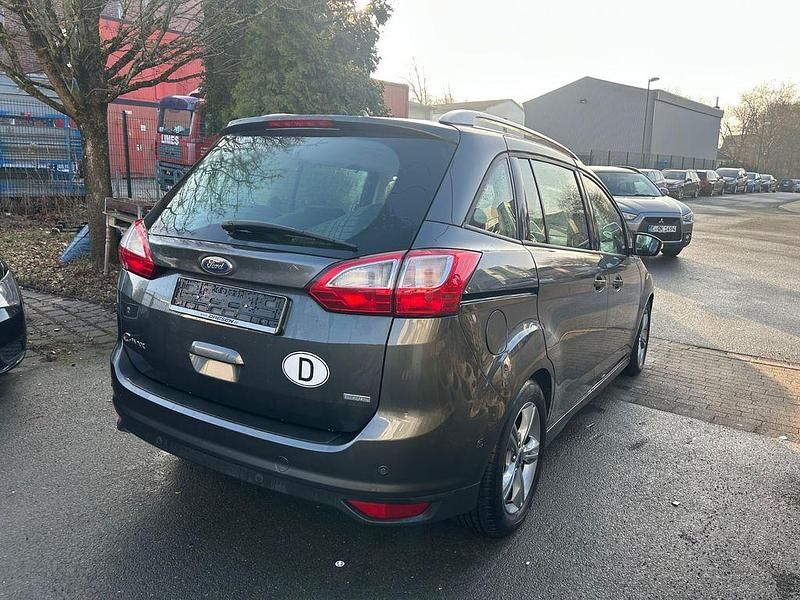 Gebraucht Ford Grand C-Max Cool & Connect 125 PS (91 kW) 2018 Van / Kleinbus