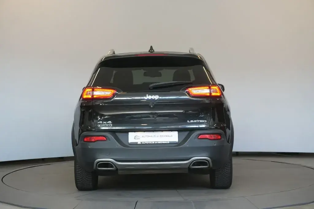 Gebraucht Jeep Cherokee Limited 200 PS (147 kW) 2015 Schwarz SUV