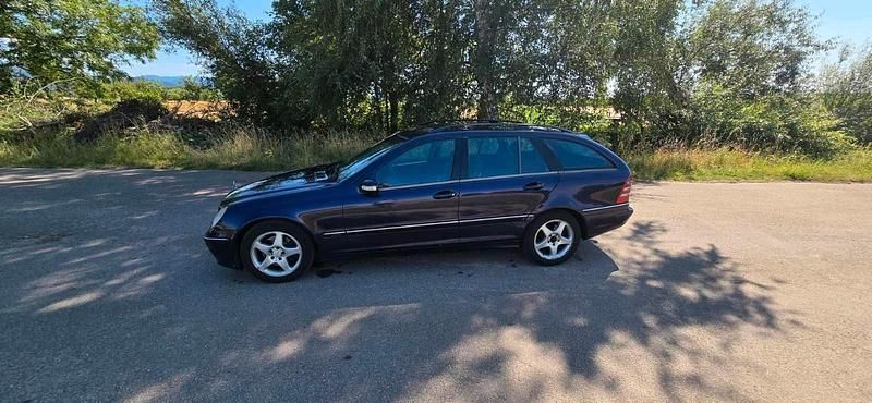 Blau Gebraucht 2003 Mercedes C270 Kombi | 1.950 € (Guter Preis) - Bild 1/4