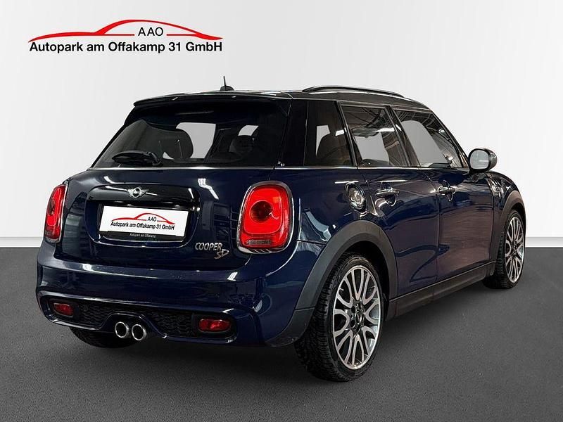 Gebraucht Mini John Cooper Works Seven 170 PS (125 kW) 2018 Lapisluxury blue Kleinwagen
