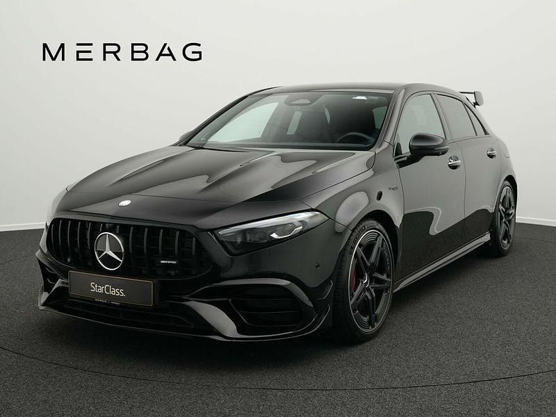 Schwarz Gebraucht 2024 Mercedes A45 AMG AMG Limousine | 66.990 € - Bild 1/4