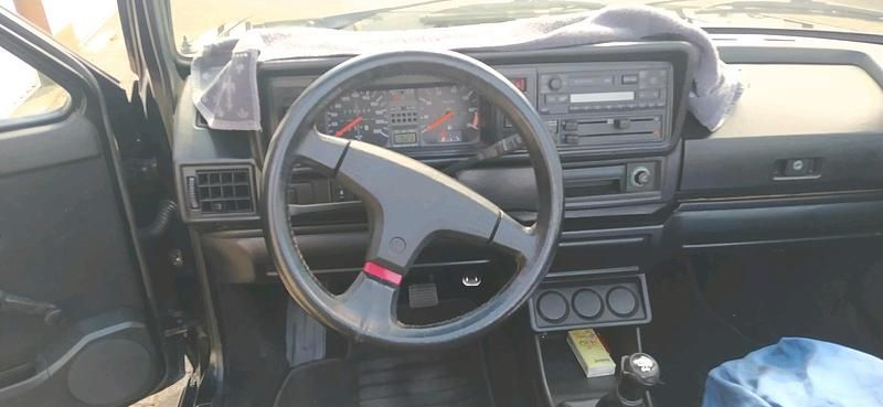 Schwarz Gebraucht 1993 VW Golf Cabriolet Sportline Cabrio | 13.800 € - Bild 1/4