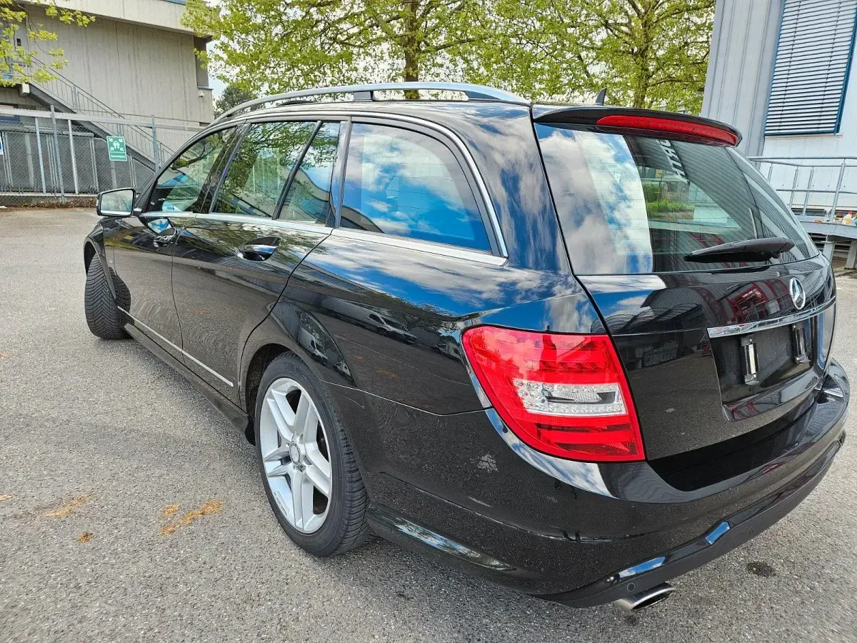 Gebraucht Mercedes C300 Avantgarde 231 PS (169 kW) 2011 Schwarz Kombi