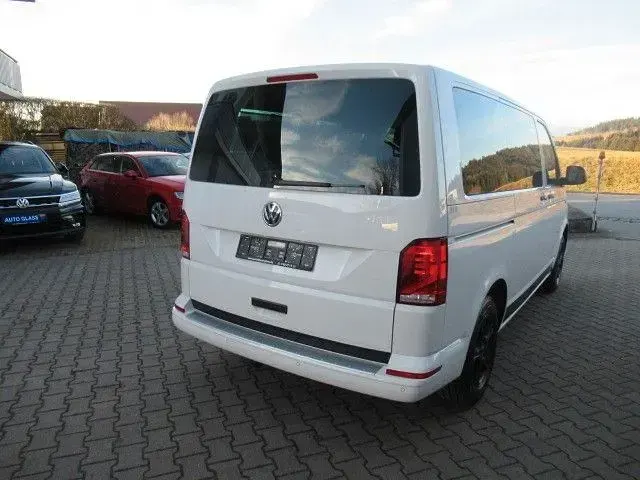 Gebraucht VW Multivan 150 PS (110 kW) 2020 Weiß Van / Kleinbus