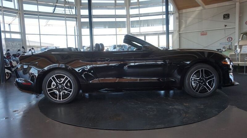 Gebraucht Ford Mustang Premium 314 PS (230 kW) 2021 Grau Cabrio