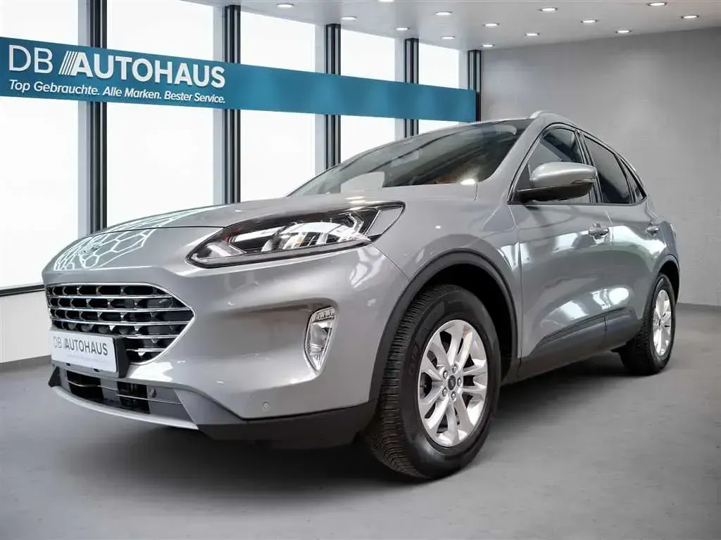 Usado Ford Kuga Titanium 150 HP (110 kW) 2022 SUV