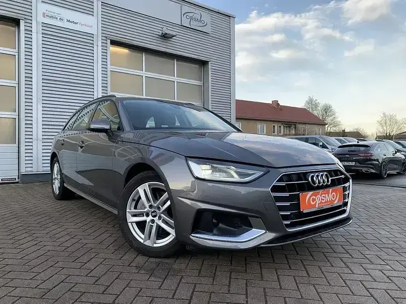 Gebraucht Audi A4 Advanced 204 PS (150 kW) 2021 Grau Kombi