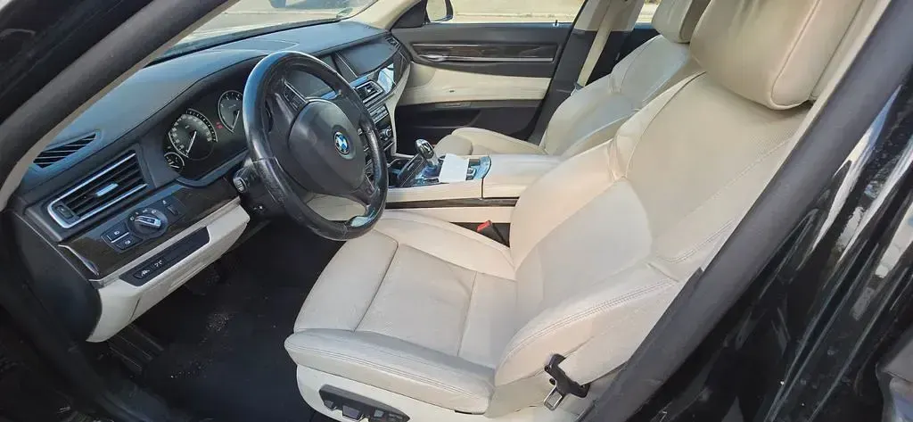 Gebraucht BMW 730 258 PS (189 kW) 2013 Schwarz Limousine