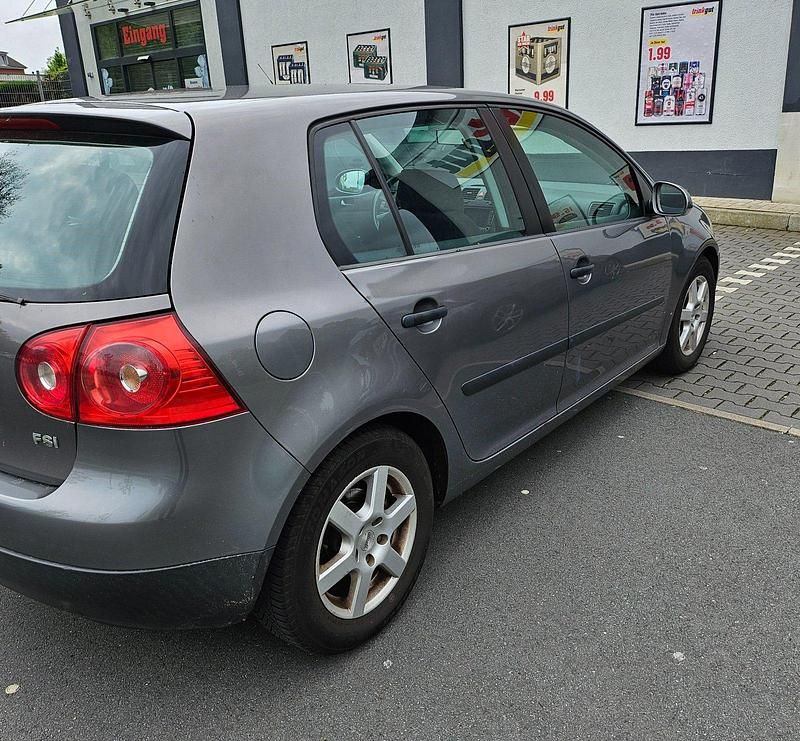 Gebraucht VW Golf IV 90 PS (66 kW) 2004 Limousine