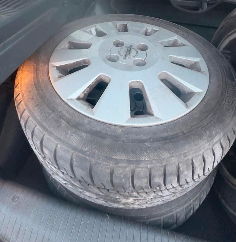 Gebraucht Opel Corsa Elegance 75 PS (55 kW) 2002 Silber Kleinwagen