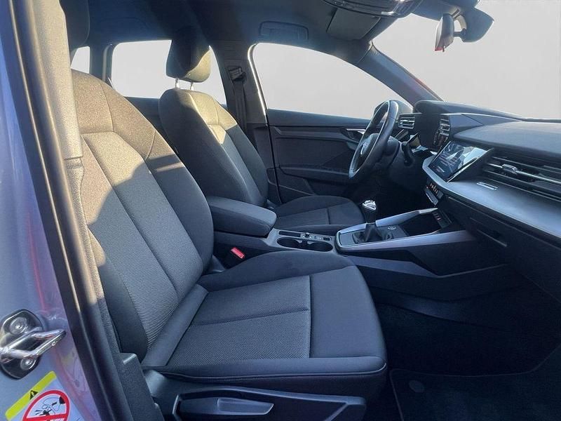 Gebraucht Audi A3 Business 110 PS (80 kW) 2022 Silber Limousine