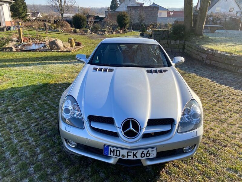 Silber Gebraucht 2010 Mercedes SLK200 Edition Cabrio | 15.250 € (Fairer Preis) - Bild 1/4