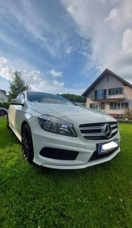 Weiß Gebraucht 2014 Mercedes A160 AMG Kleinwagen | 9.990 € (Fairer Preis) - Bild 1/4