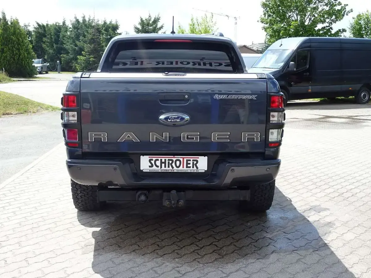 Gebraucht Ford Ranger Limited 200 PS (147 kW) 2020 Sea grey (metallic) Pickup