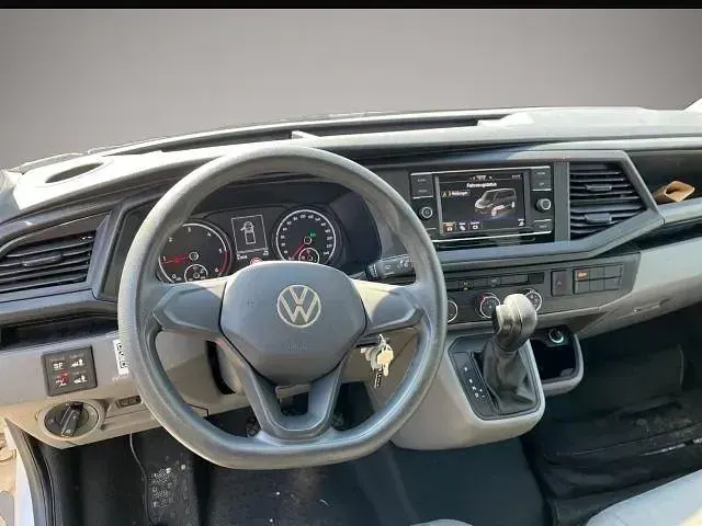 Gebraucht VW T6.1 150 PS (110 kW) 2021 Manufacturer Van
