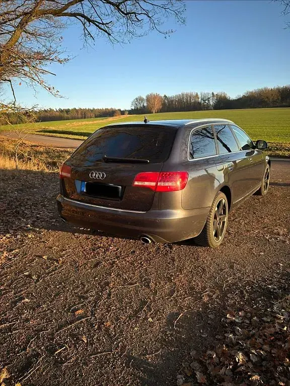 Gebraucht Audi A6 190 PS (139 kW) 2009 Blau Kombi
