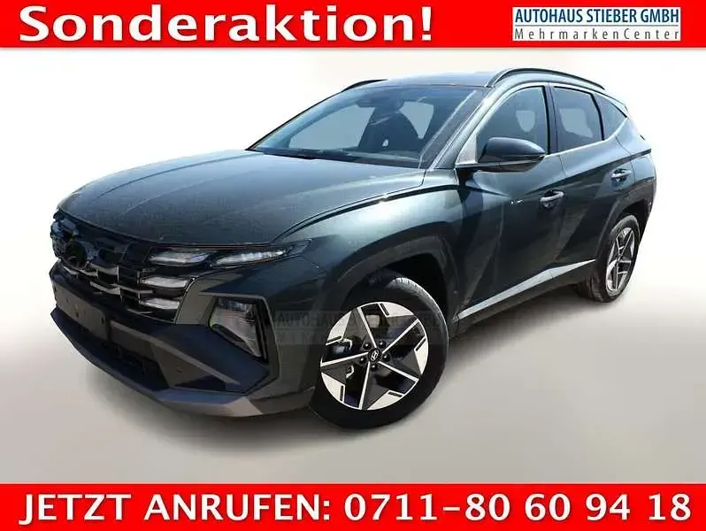 Neu Hyundai Tucson Select 150 PS (110 kW) 2026 Ultimate red metallic / dachfarb SUV