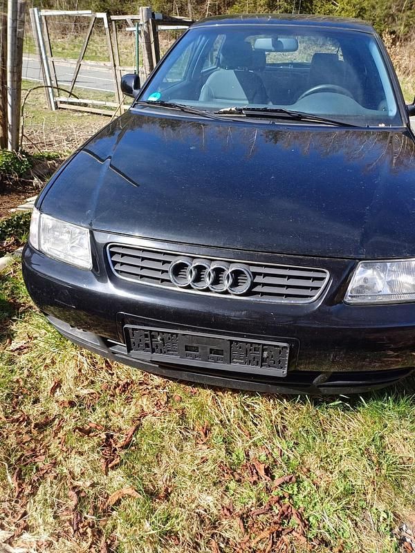 Gebraucht Audi A3 101 PS (74 kW) 1999 Blau Kleinwagen