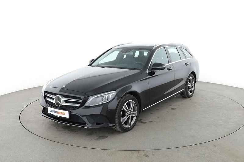 Schwarz Gebraucht 2019 Mercedes C220 Avantgarde Kombi | 24.290 € (Guter Preis) - Bild 1/3