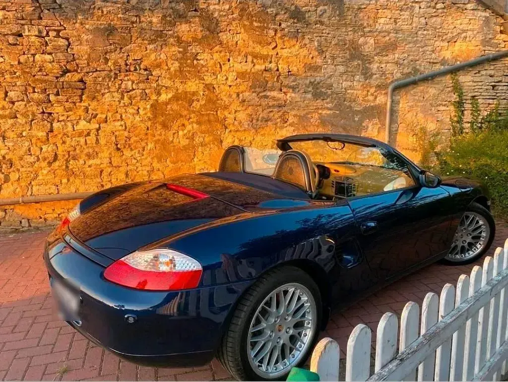 Gebraucht Porsche Boxster 220 PS (161 kW) 2001 Blau Cabrio