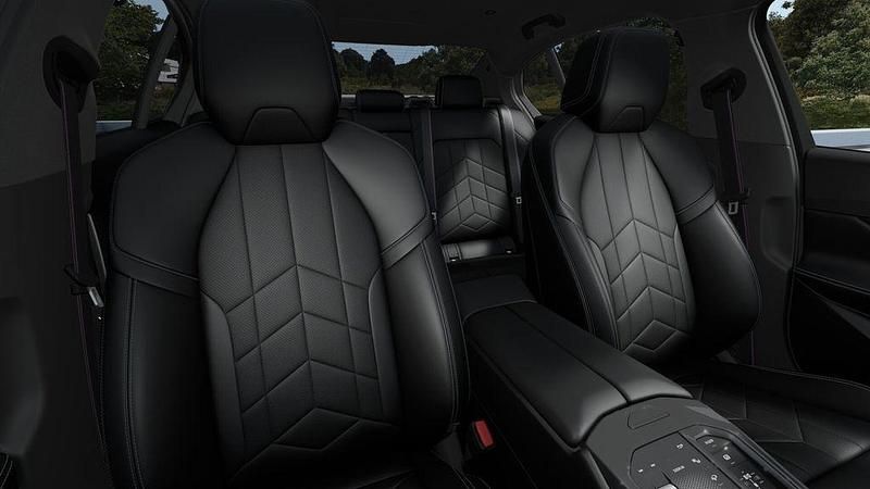 Neu BMW i5 Performance 250 kW (340 PS) 2026 Schwarz Limousine