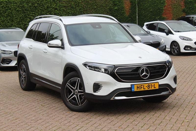 Weiß Gebraucht 2023 Mercedes EQB250+ Luxury SUV | 34.999 € (Fairer Preis) - Bild 1/4