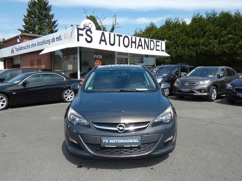 Grau Gebraucht 2016 Opel Astra Selection Kombi | 4.999 € (Fairer Preis) - Bild 1/4