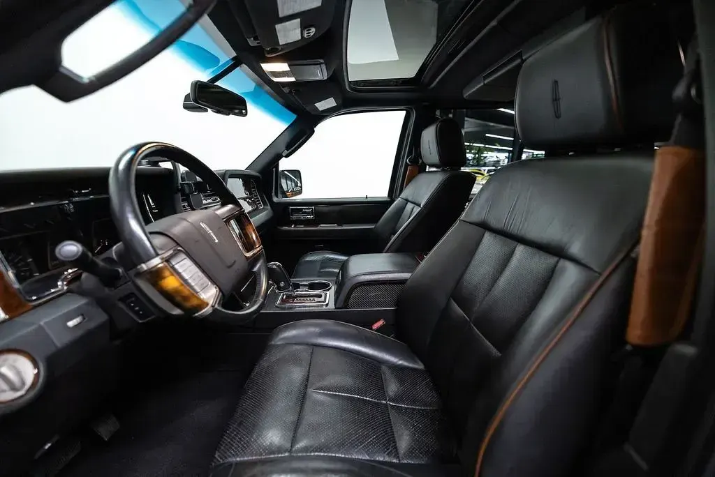 Gebraucht Lincoln Navigator 305 PS (224 kW) 2006 Schwarz SUV