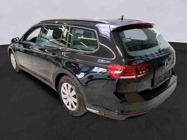 Gebraucht VW Passat Conceptline 150 PS (110 kW) 2022 Schwarz Kombi