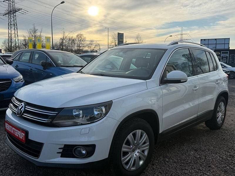 Weiß Gebraucht 2015 VW Tiguan Sportline SUV | 8.990 € (Superpreis) - Bild 1/4