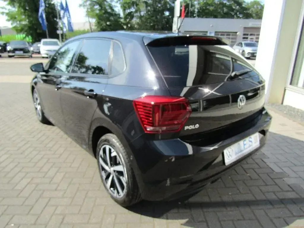 Gebraucht VW Polo Beats 95 PS (69 kW) 2018 Schwarz Kleinwagen