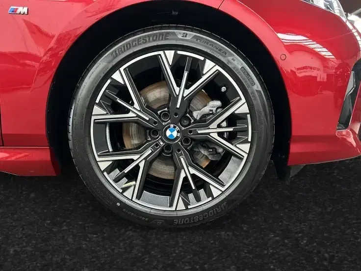 Gebraucht BMW 223 M Sport 218 PS (160 kW) 2025 Fire red metallic Coupé