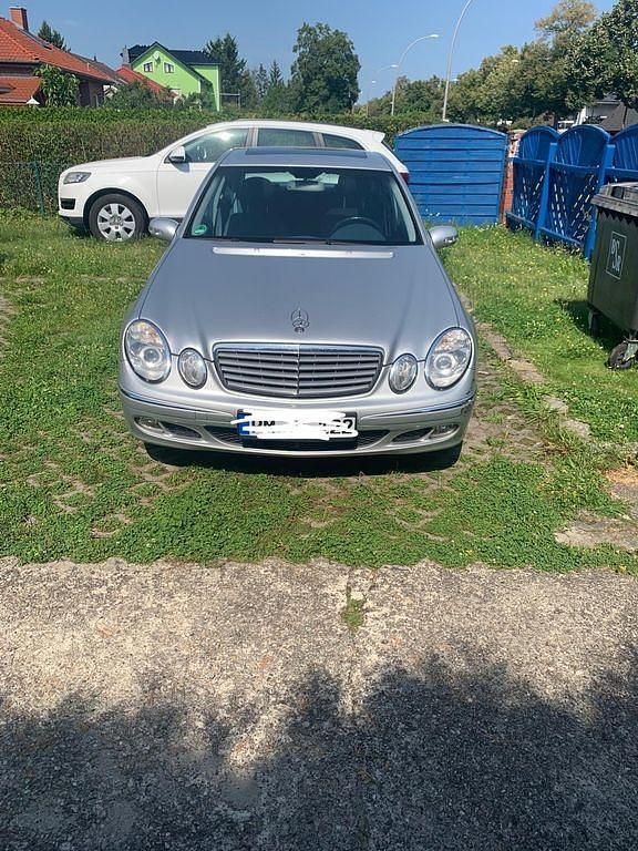 Gebraucht Mercedes E350 Elegance 272 PS (200 kW) 2006 Silber Limousine