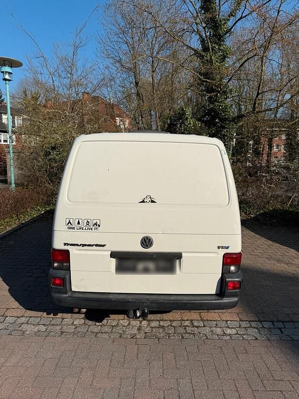 Second-hand VW Golf 88 CP (64 kW) 2002 Alb Monovolum