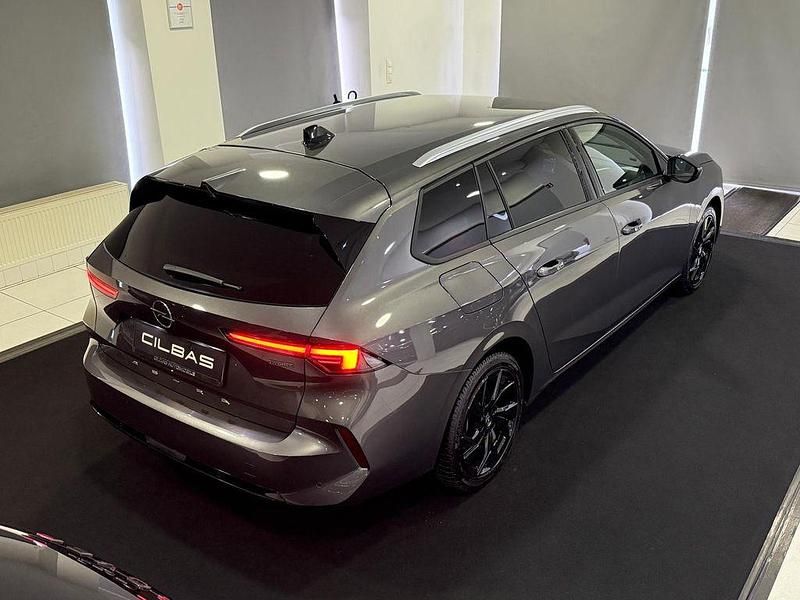 Gebraucht Opel Astra Elegance 150 PS (110 kW) 2023 Grau/typ aussenverkleidung met Kombi