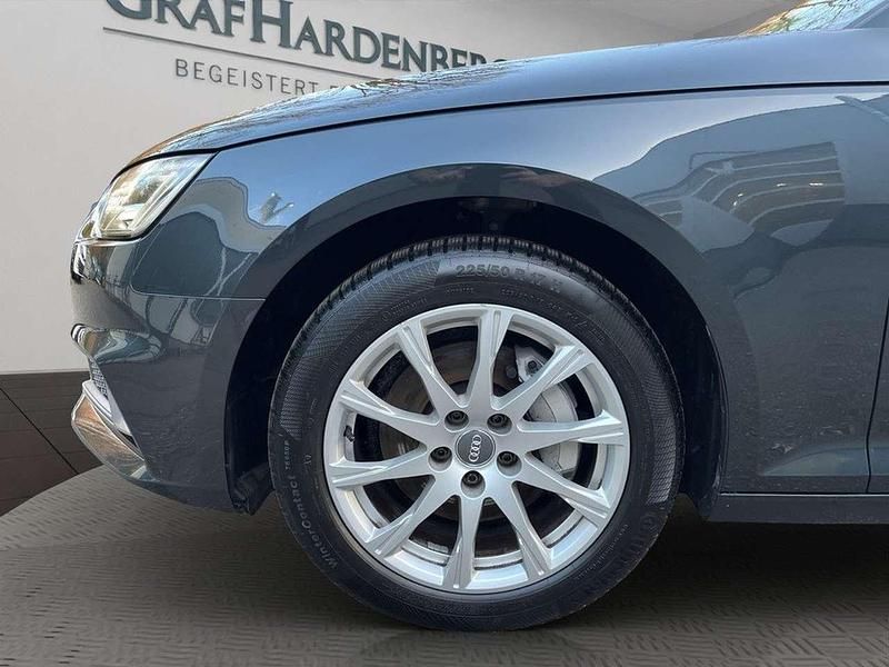 Gebraucht Audi A4 Sport 190 PS (139 kW) 2019 Grau Kombi