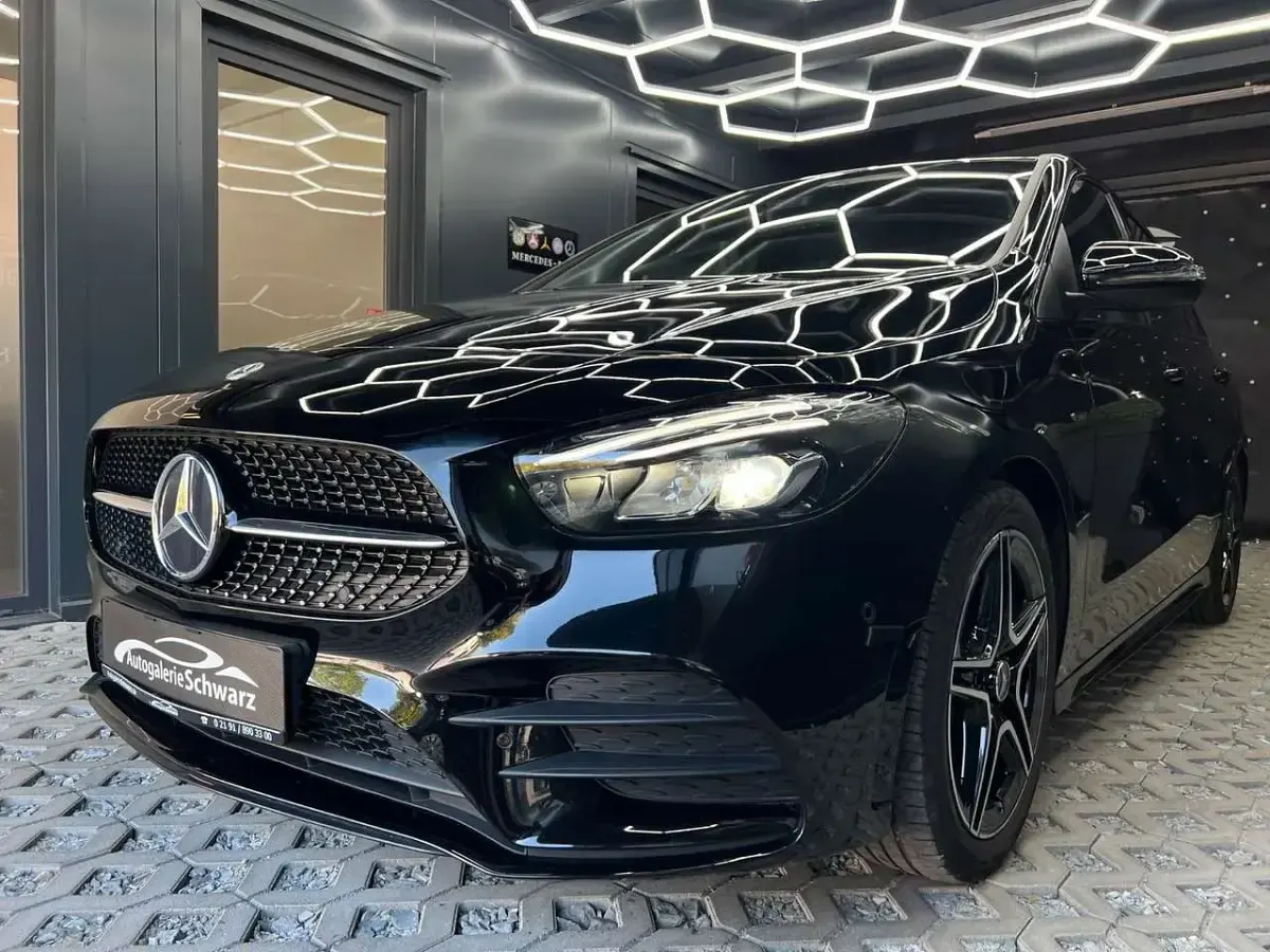Gebraucht Mercedes B180 AMG 136 PS (100 kW) 2022 Amg nachtschwarz Kleinwagen