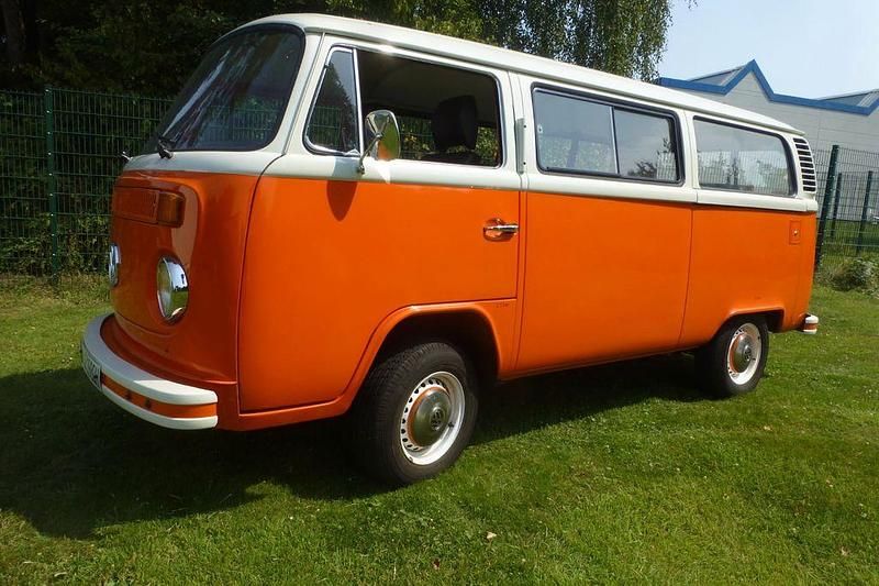 Orange Gebraucht 1979 VW T2 Van | 39.990 € - Bild 1/4