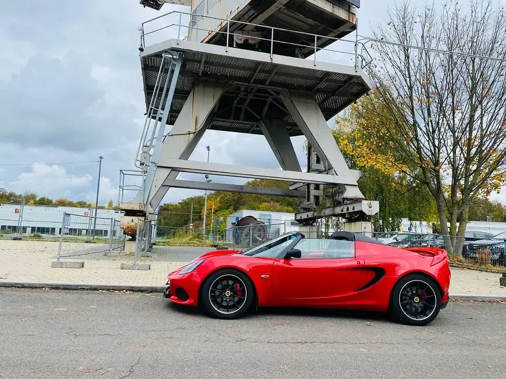 Gebraucht Lotus Elise 220 PS (161 kW) 2022 Rot Cabrio