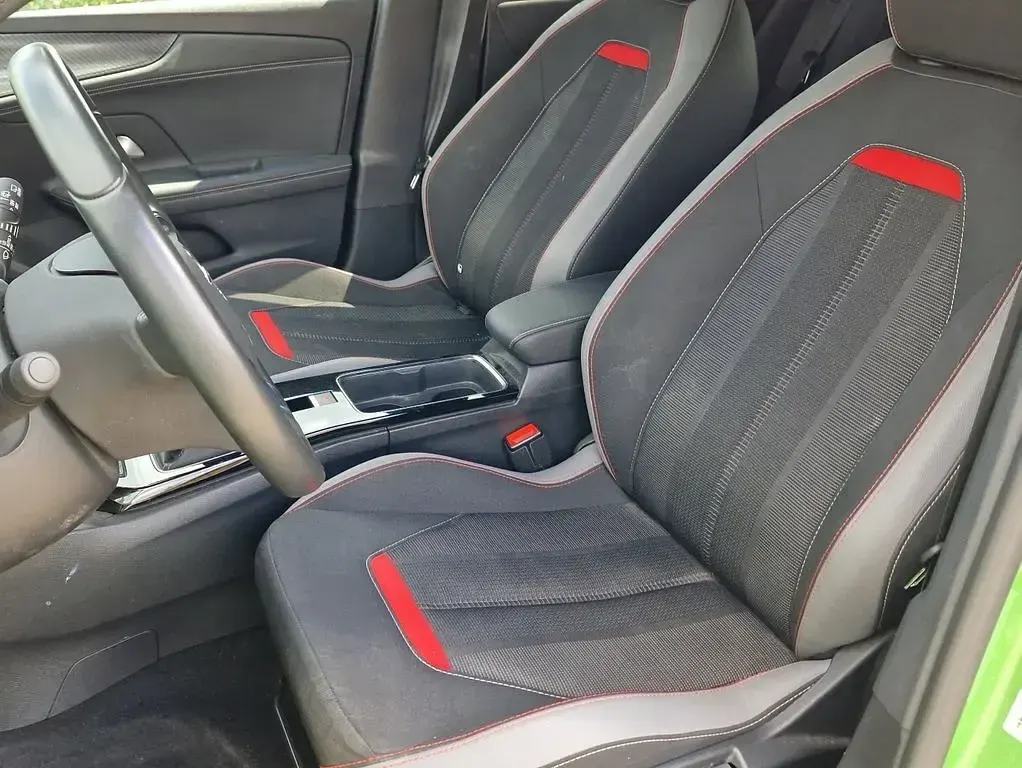 Gebraucht Opel Mokka 136 PS (100 kW) 2023 Grün metallic SUV
