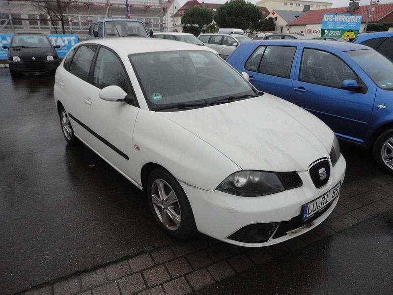Weiß Gebraucht 2009 Seat Ibiza Kleinwagen | 850 € (Fairer Preis) - Bild 1/3