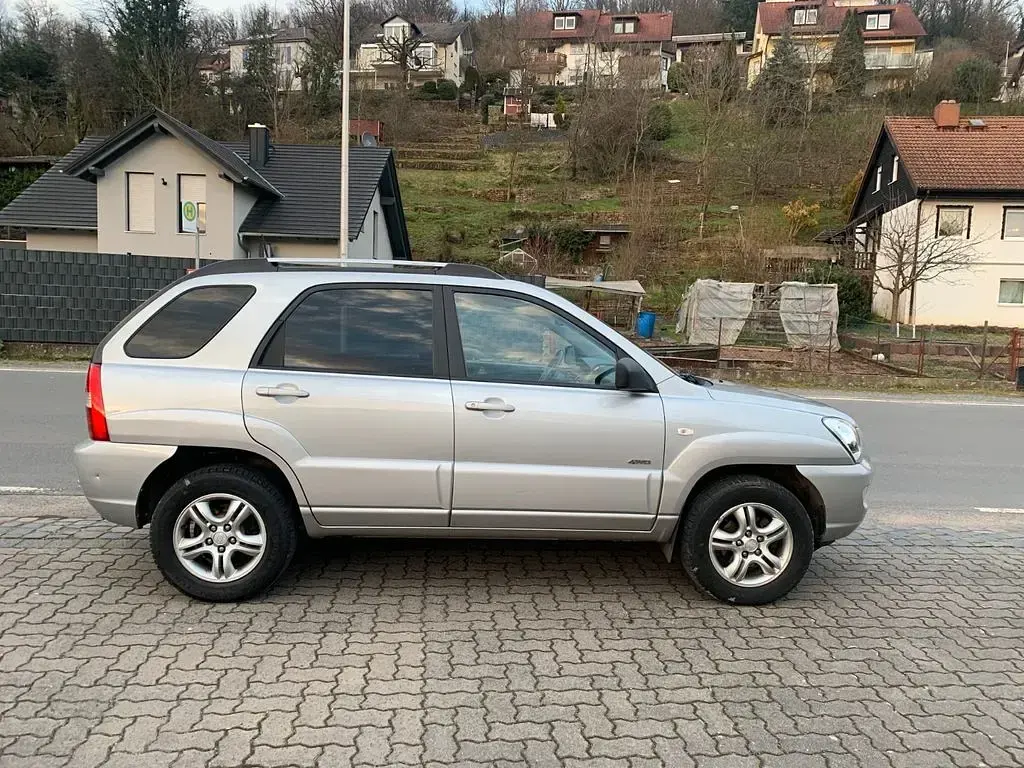 Gebraucht Kia Sportage EX 175 PS (128 kW) 2007 Silber SUV
