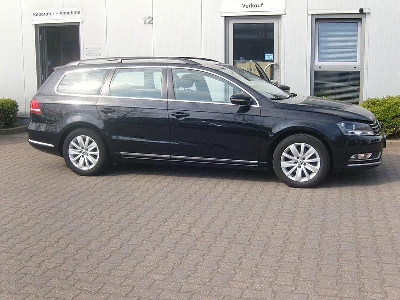 Gebraucht VW Passat Comfortline 140 PS (102 kW) 2013 Schwarz Kombi