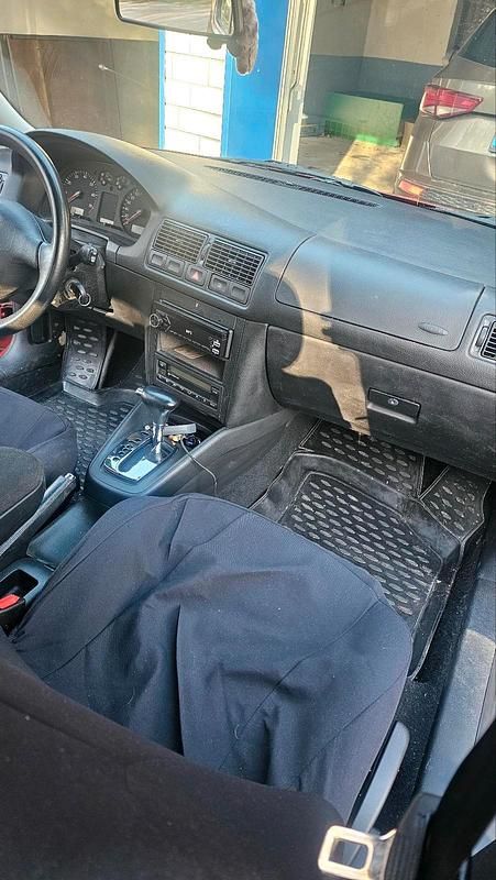 Gebraucht VW Golf IV 150 PS (110 kW) 1998 Rot Kleinwagen