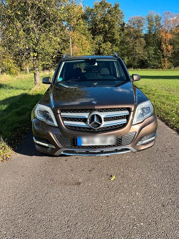 Gebraucht Mercedes GLK200 143 PS (105 kW) 2014 Braun SUV